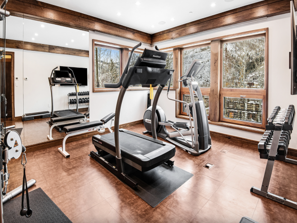 Ski In Ski Out Vail 8 Bedroom Luxury Vacation Home Sleeps 18